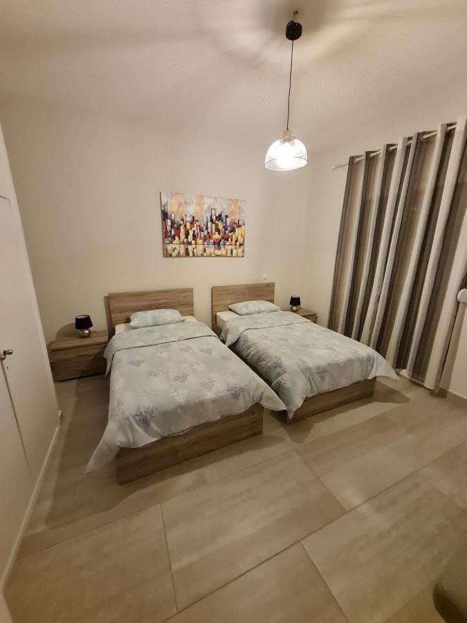 Le-Lia'S Place Ioannina Bagian luar foto