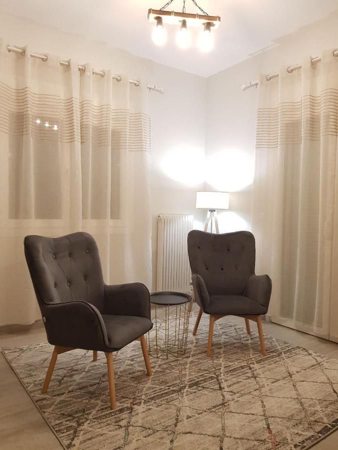 Le-Lia'S Place Ioannina Bagian luar foto
