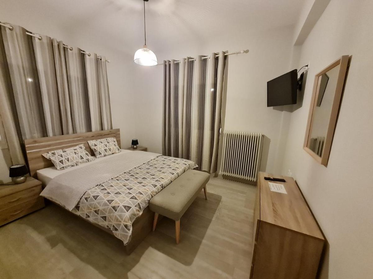 Le-Lia'S Place Ioannina Bagian luar foto